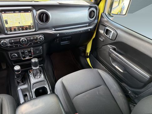 Used 2023 Jeep Wrangler Unlimited Sport AWD/4WD image 30