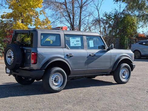 New 2025 Ford Bronco Base image 3