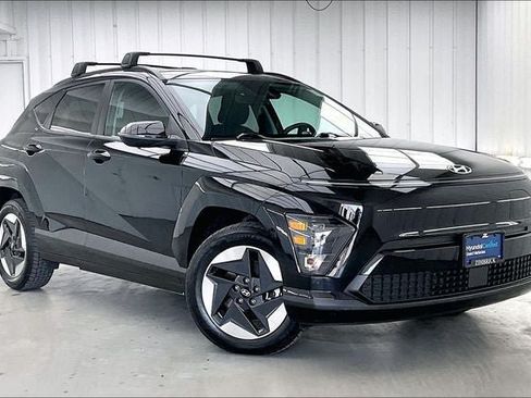 Certified 2024 Hyundai Kona SEL FWD image 1