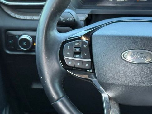 Used 2022 Ford Explorer Platinum w/ Equipment Group 601A image 25