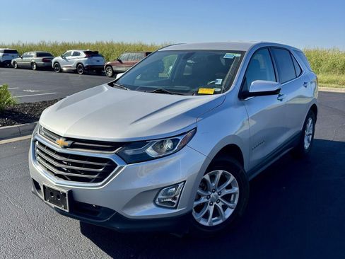Used 2018 Chevrolet Equinox LT FWD image 1