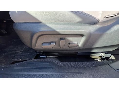 Used 2018 Subaru Legacy 3.6R Limited AWD/4WD image 25