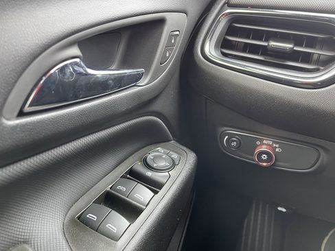 Used 2024 Chevrolet Equinox RS image 16