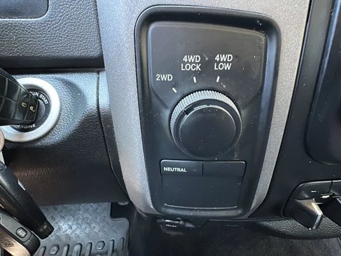 Used 2016 RAM 2500 Tradesman w/ Chrome Appearance Group AWD/4WD image 15