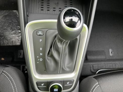 New 2026 Hyundai Venue SEL image 17