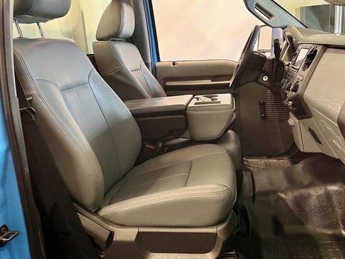 Used 2012 Ford F550 2WD Regular Cab Super Duty w/ Payload Upgrade Pkg image 16