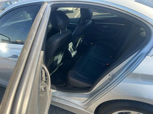 Used 2017 BMW 330i xDrive Sedan image 7
