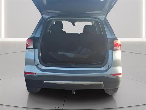 Used 2023 Chevrolet Equinox LT w/ LPO, Floor Liner Package image 8