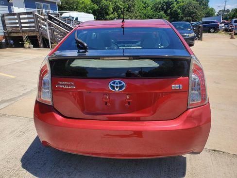 Used 2015 Toyota Prius Two FWD image 10