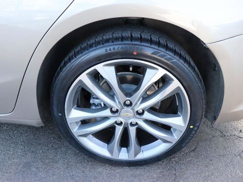 Used 2024 Chevrolet Malibu LT image 49