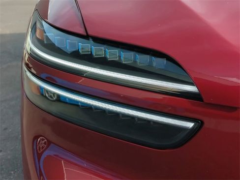 Used 2026 Genesis GV70 2.5T Select image 9