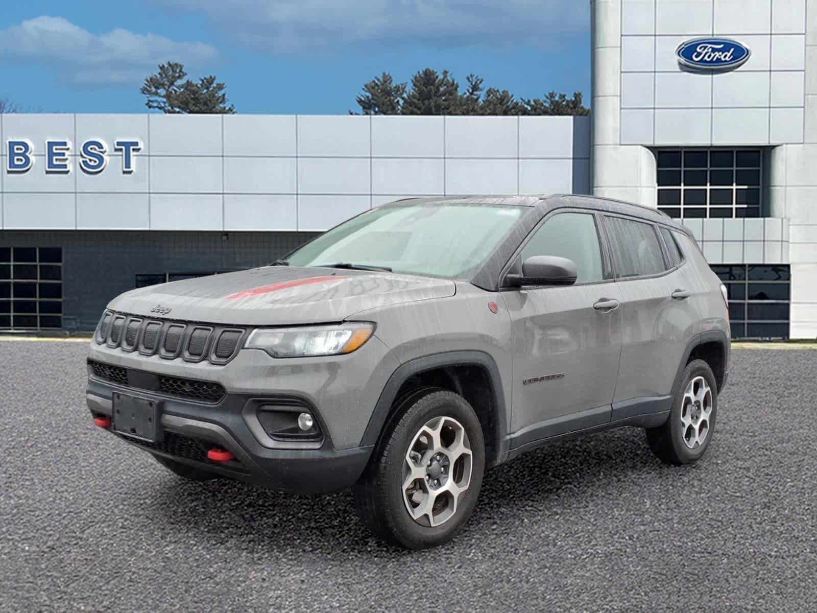 Used 2022 Jeep Compass Trailhawk w/ Trailhawk Convenience Group AWD/4WD image 1