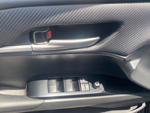 Used 2025 Toyota Camry SE w/ Convenience Package FWD image 20