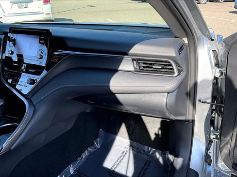 Certified 2023 Toyota Camry SE image 18