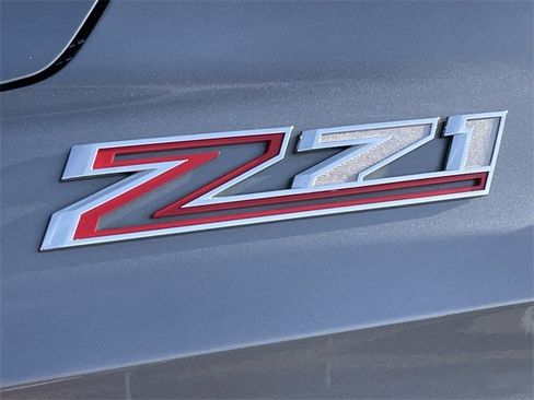 Used 2021 Chevrolet Tahoe Z71 w/ Z71 Off-Road Package image 32