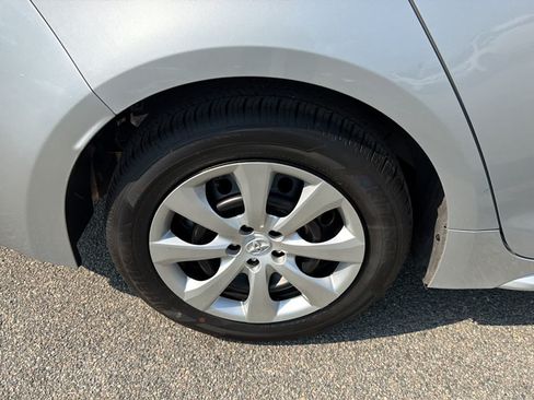 Used 2026 Toyota Corolla LE FWD image 24