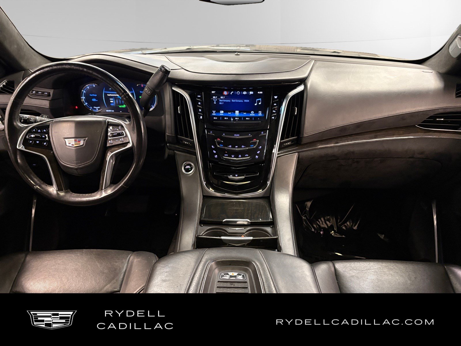 Used 2018 Cadillac Escalade Platinum AWD/4WD image 12