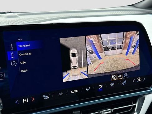 New 2026 Chevrolet Equinox EV LT image 15