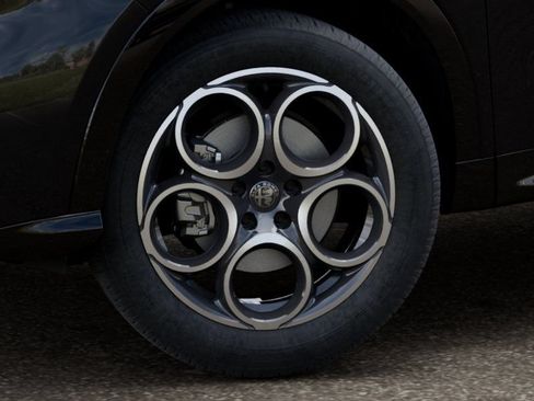New 2025 Alfa Romeo Tonale AWD/4WD image 8