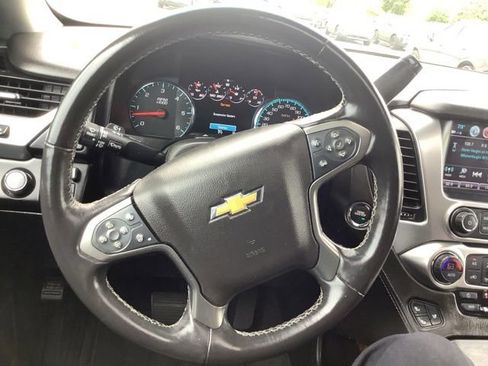 Used 2020 Chevrolet Tahoe Premier w/ Premier Plus Edition AWD/4WD image 35
