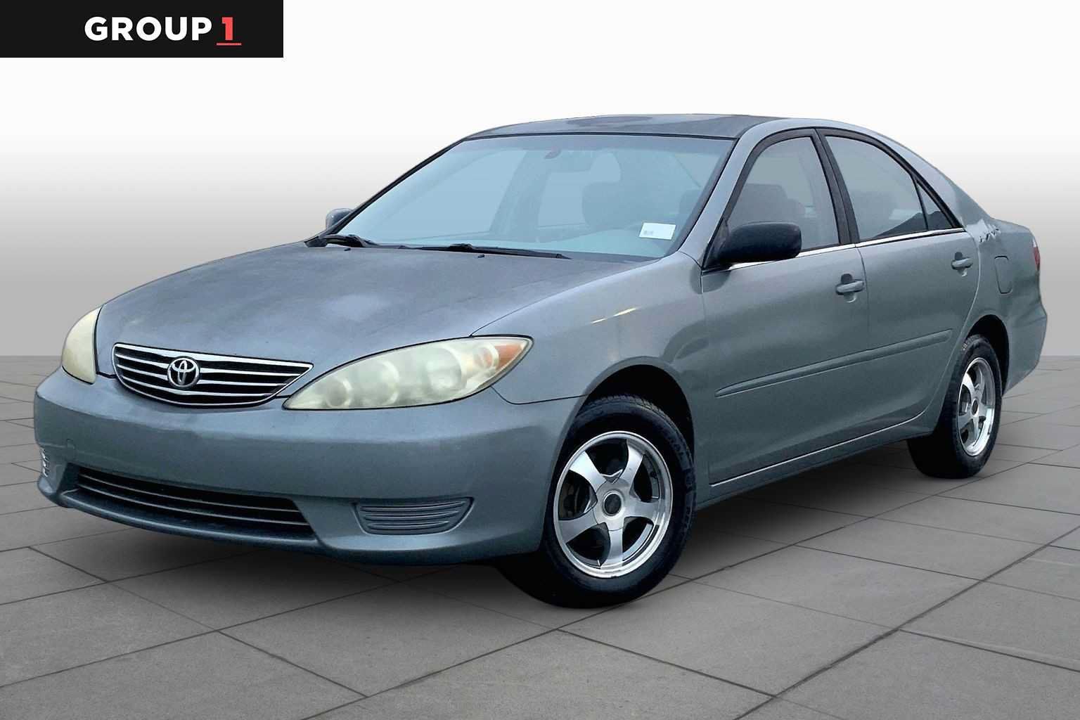 Used 2005 Toyota Camry FWD image 1