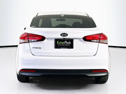 Used 2018 Kia Forte LX w/ LX Popular Package FWD image 7