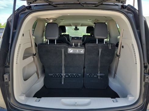 Used 2018 Chrysler Pacifica Touring-L FWD image 6