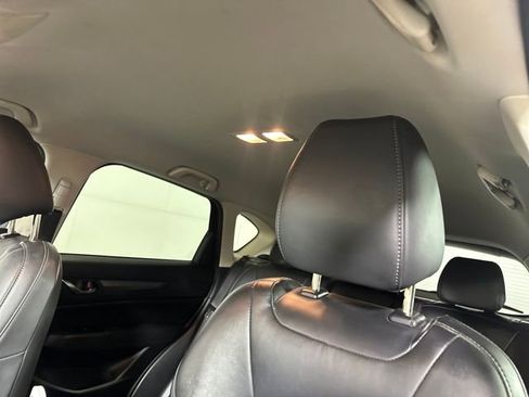 Used 2023 MAZDA CX-5 AWD 2.5 S w/ Select Package image 12