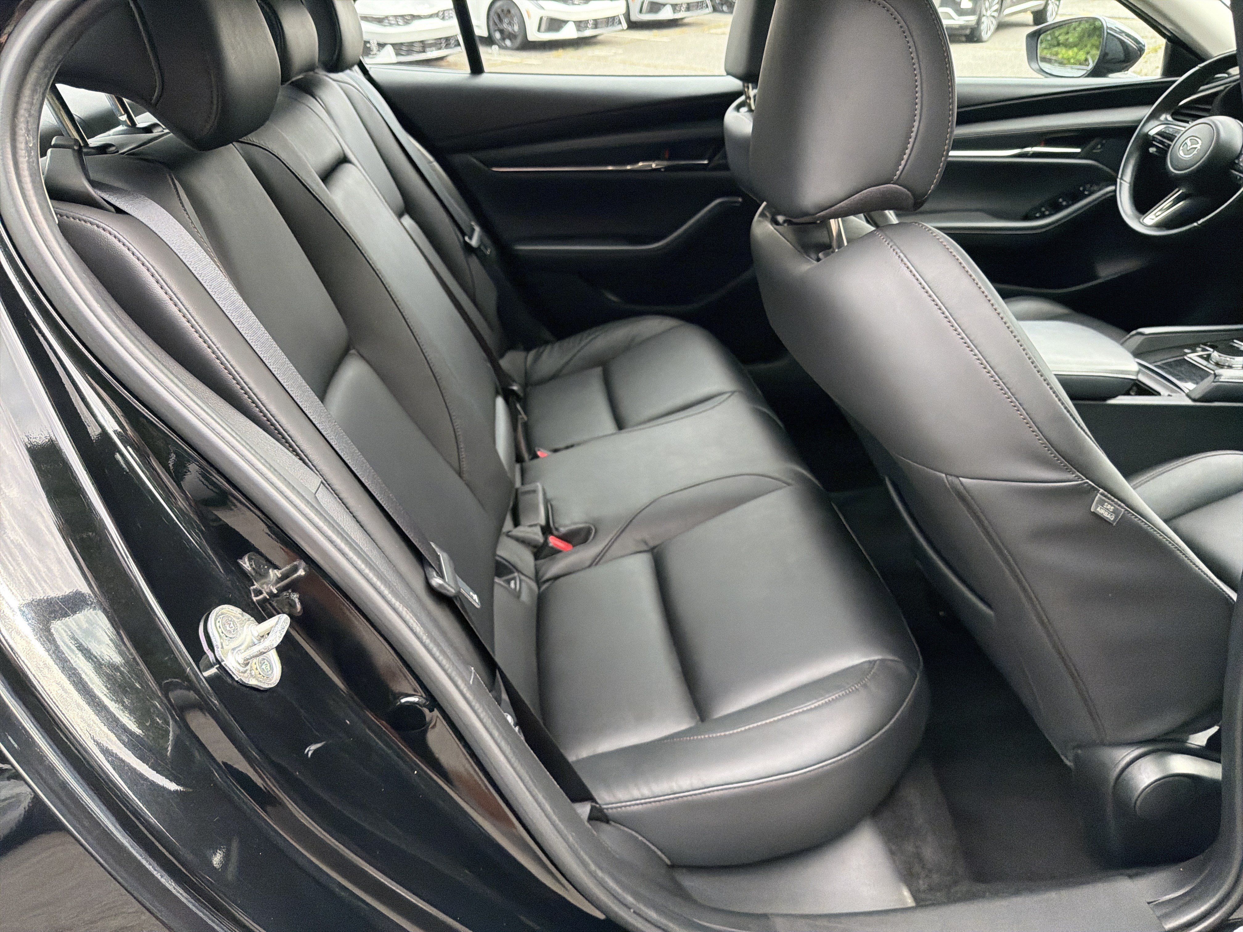 Used 2025 MAZDA MAZDA3 s FWD image 15