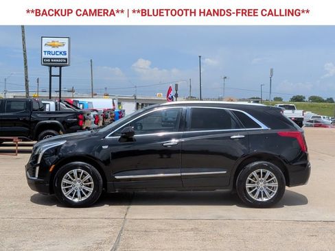 Used 2017 Cadillac XT5 Luxury w/ Driver Awareness Package FWD image 5