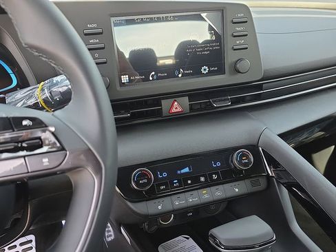 New 2026 Hyundai Elantra SEL Sport Premium FWD image 27