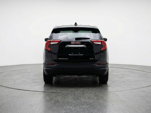 Used 2024 GMC Terrain SLE image 7