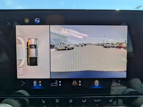 New 2025 Chevrolet Colorado Z71 w/ Midnight Edition image 22