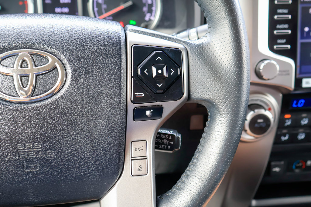 Used 2022 Toyota 4Runner Limited RWD image 16