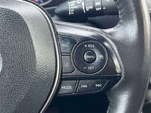 Certified 2020 Toyota RAV4 XLE Premium image 25