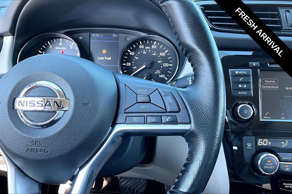 Used 2020 Nissan Rogue Sport SV w/ All-Weather Package FWD image 17