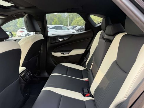 Used 2023 Lexus NX 350 AWD image 17