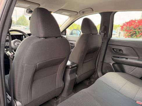 Used 2025 Nissan Kicks S AWD/4WD image 18
