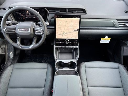 New 2026 GMC Terrain AT4 w/ LPO, Floor Liner Package image 15