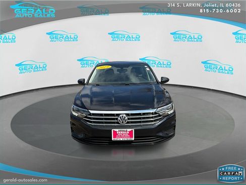Used 2019 Volkswagen Jetta SE FWD image 2