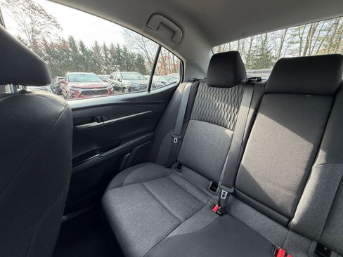 Used 2025 Toyota Camry LE image 38