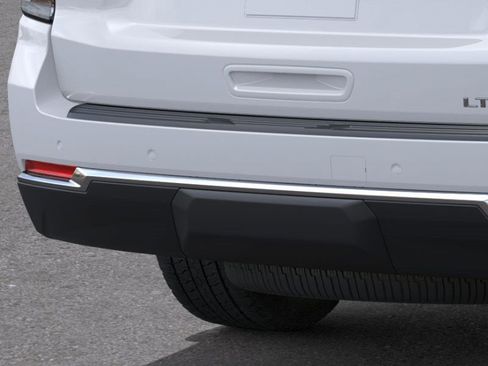 New 2026 Chevrolet Suburban LT w/ Comfort Package image 14