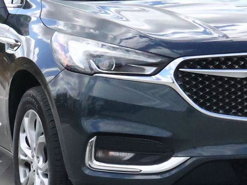Used 2019 Buick Enclave Avenir w/ Avenir Technology Package image 8