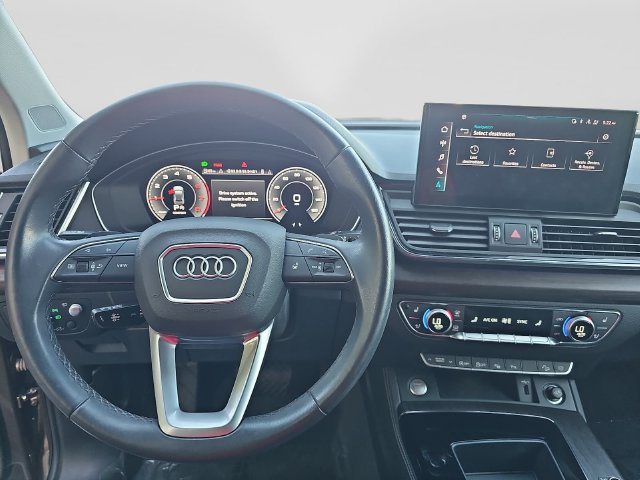 Used 2023 Audi Q5 Prestige w/ Prestige Package AWD/4WD image 19