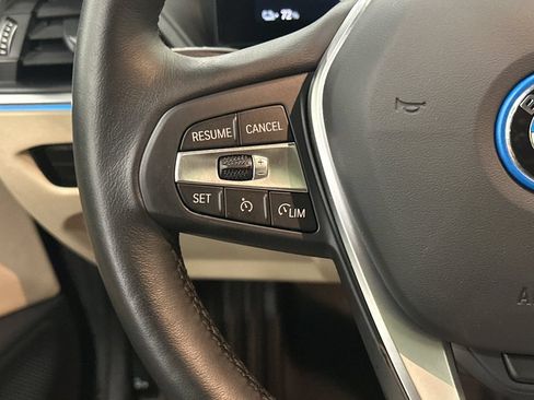Used 2023 BMW i4 eDrive35 w/ Premium Package RWD image 27