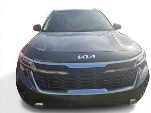 Used 2024 Kia Seltos EX image 8