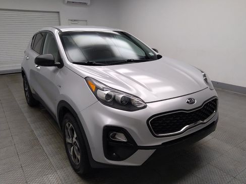 Used 2020 Kia Sportage LX AWD/4WD image 13