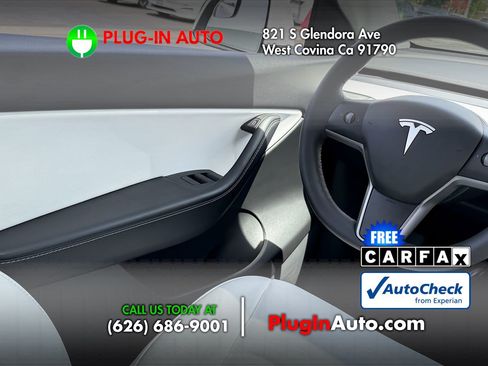 Used 2021 Tesla Model Y Long Range AWD/4WD image 16