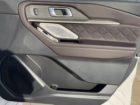 New 2026 Ford Explorer Platinum w/ LUX Leather Package image 31