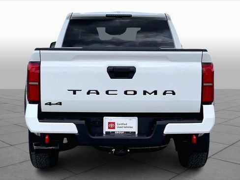 Certified 2024 Toyota Tacoma TRD Off-Road image 5